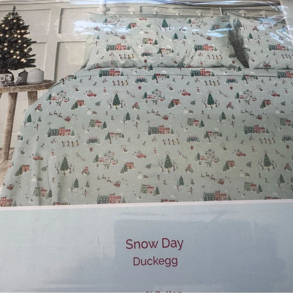 Cath Kidston “snow day” queen sheet set!So cute &  comfy⛸️🌲⛄️zoom in for details